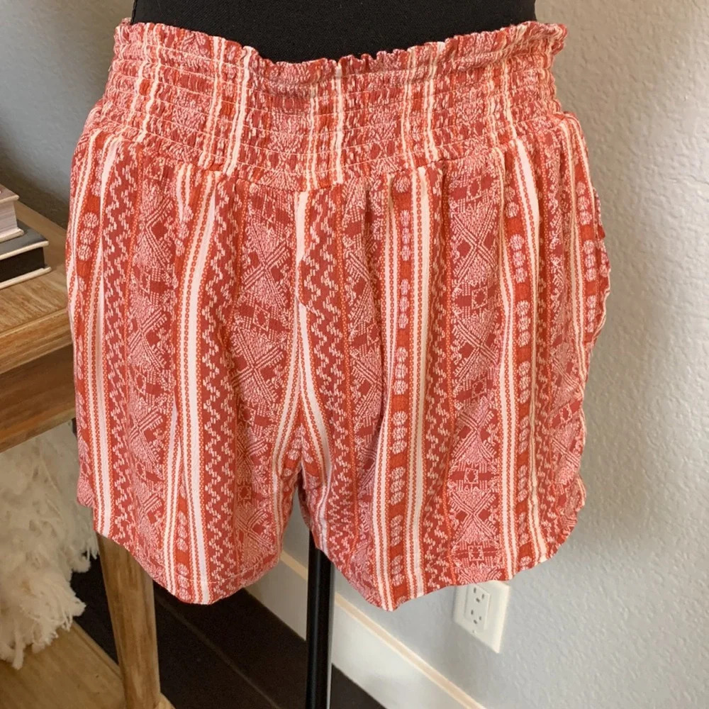 Knox Rose Aztec Pattern Elastic Shorts - Picture 5 of 8